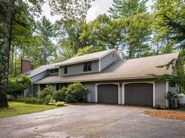 45 Moharimet Drive, Madbury, NH 03823