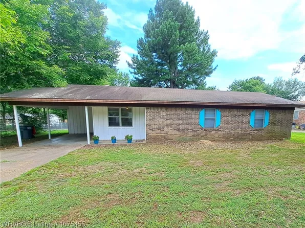 915 W Denver St, Greenwood, AR 72936