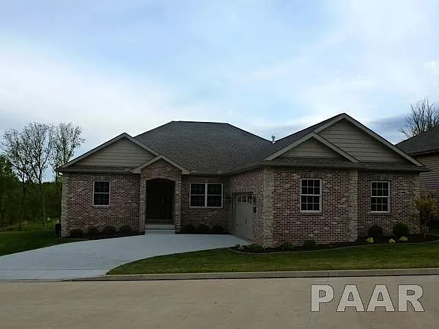 2613 Lake Pointe Ter photo 1
