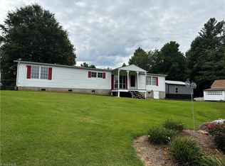 751 Casper Hawkins Rd, Ferguson, NC 28624