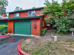 9316 River Oaks Ln, Orangevale, CA