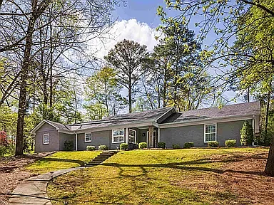 608 Shades Creek Pkwy