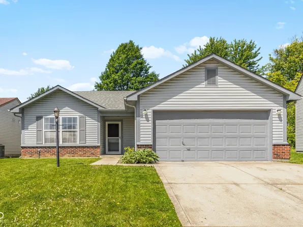 2324 Historic Oaks Blvd, Indianapolis, IN 46214