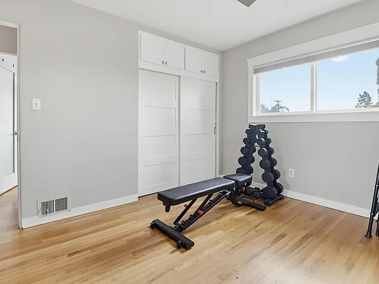 7372 Stanford Ave — Photo 15