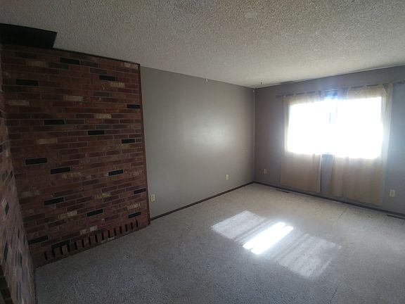 4th image of 1276 N 19th St