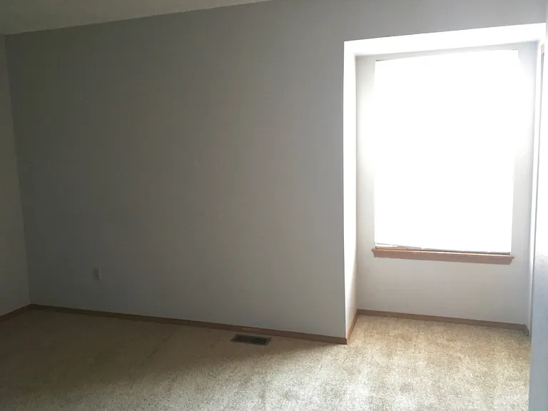 4249 Hunting Meadows Cir — Photo 8