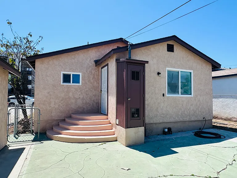 937 Euclid Ave — Photo 15