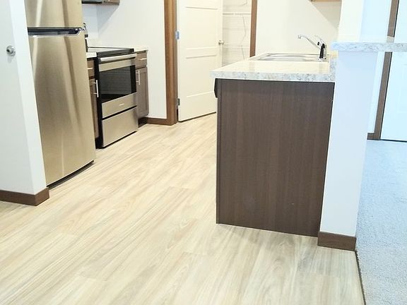 3rd image of 3103 40th St S #1B-1Ba-763Sqft