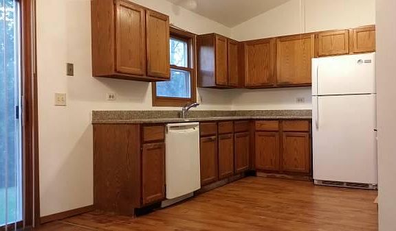2nd image of 34468 N Saddle Ln