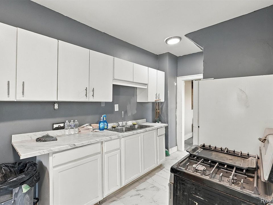 14252 Cedargrove St, photo 8