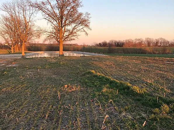 12940 Gerdes Hill Ln, Bartelso, IL 62218