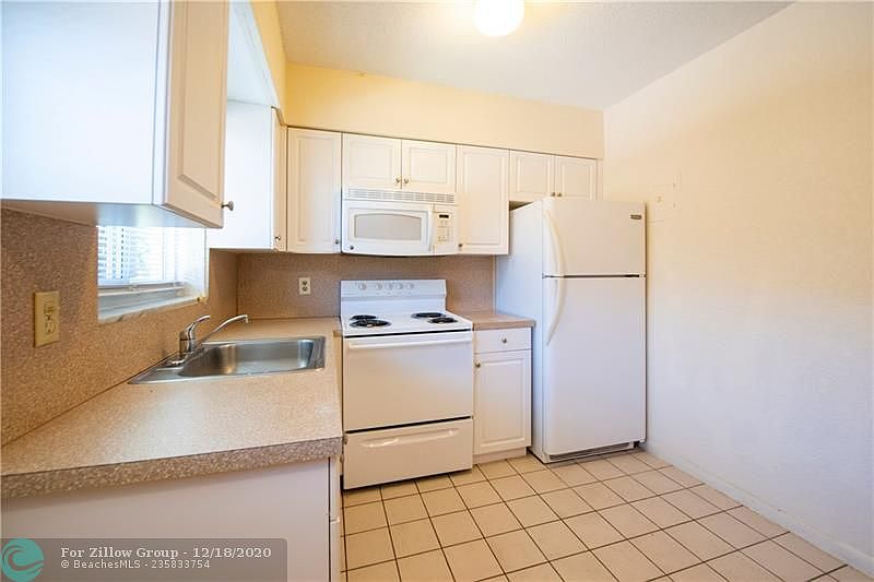 1st image of 3720 NE 22nd Ave #8
