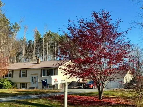 41 Crescent Street, Skowhegan, ME 04976