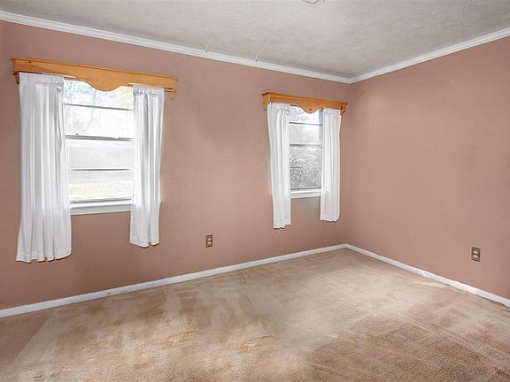 5th image of 1830 Georgia Ave