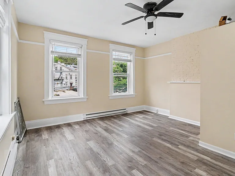 2156 W Clifton Ave #2 — Photo 11