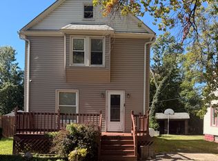 1362 E 187th St, Cleveland, OH 44110