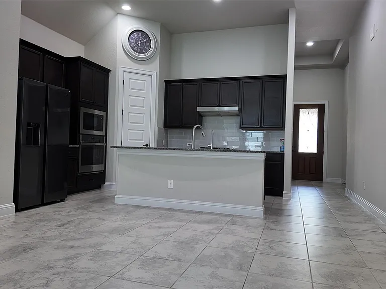 2320 Base Burner Path — Photo 10