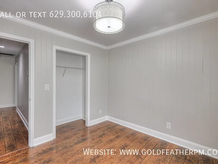 5888 Woodlands Ave — Photo 45