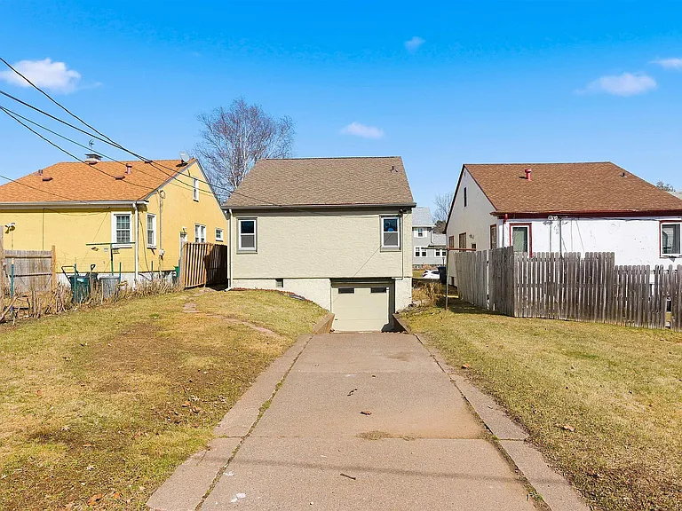 221 Snelling Ave — Photo 7