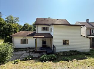 125 Ayers Ave, Butler, PA 16001