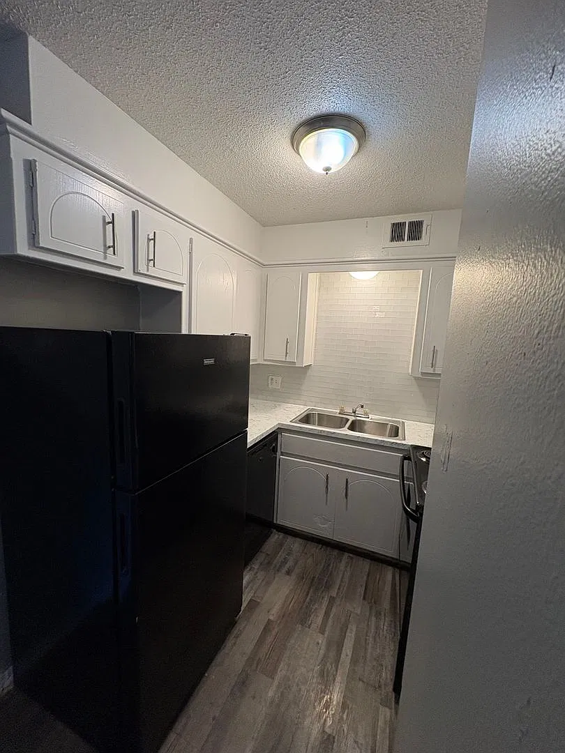 Jasper Gardens Apartments of Bethany — Photo 4