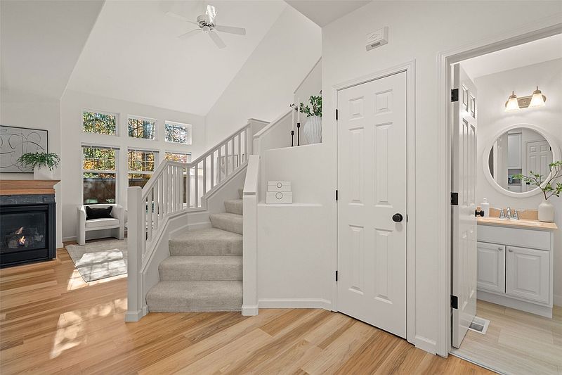 5th image of 4627 NE 6th Court #4627