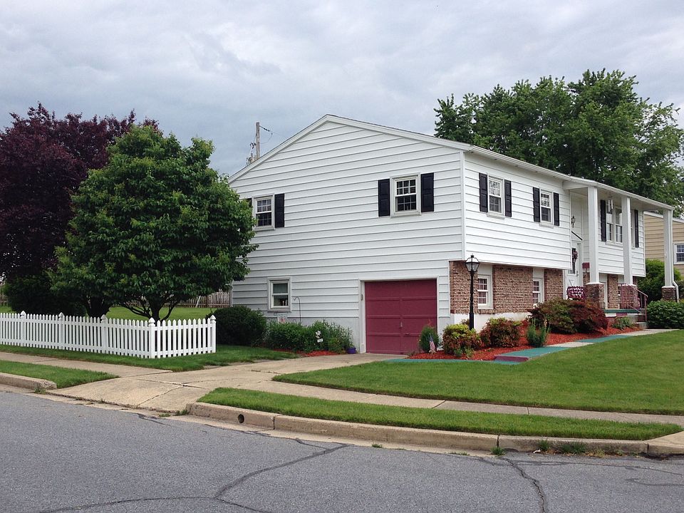 Corner lot