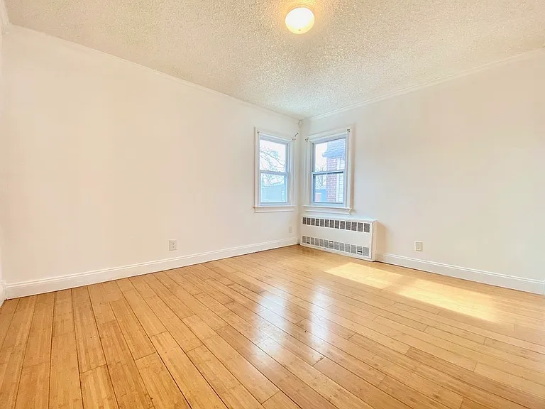 4218 Avenue I #TOP — Photo 9