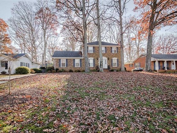 2nd image of 1717 Milan Rd