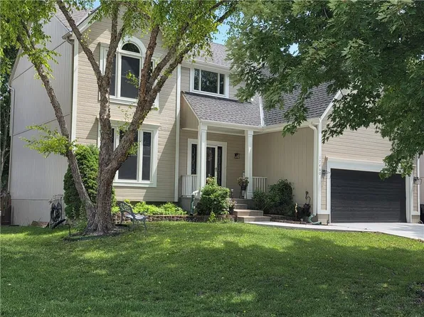 17460 W 158th St, Olathe, KS 66062