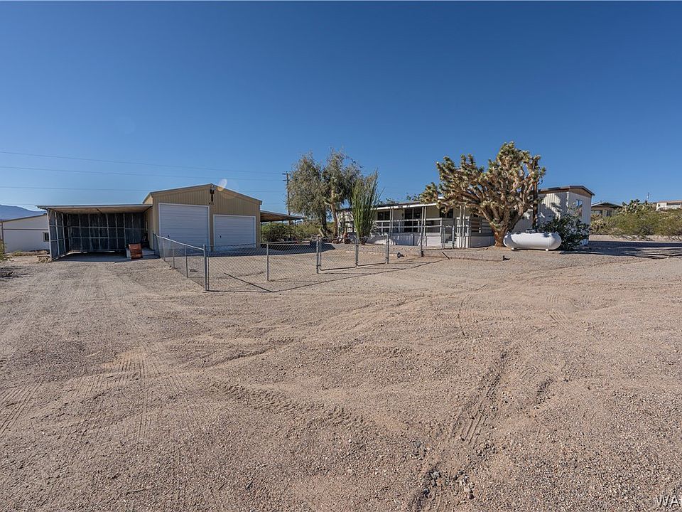 1st image of 300 E Whitmore Dr Drive