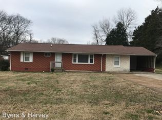 216 Rebecca Ln, Clarksville, TN 37042