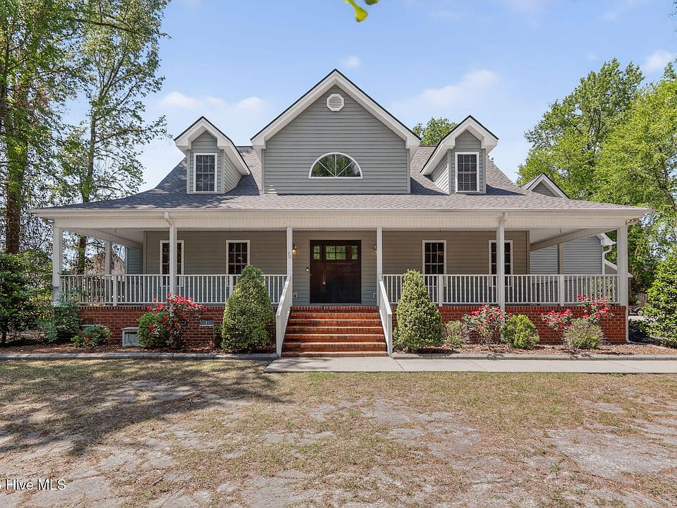 1st image of 4509 Riverbirch Road N