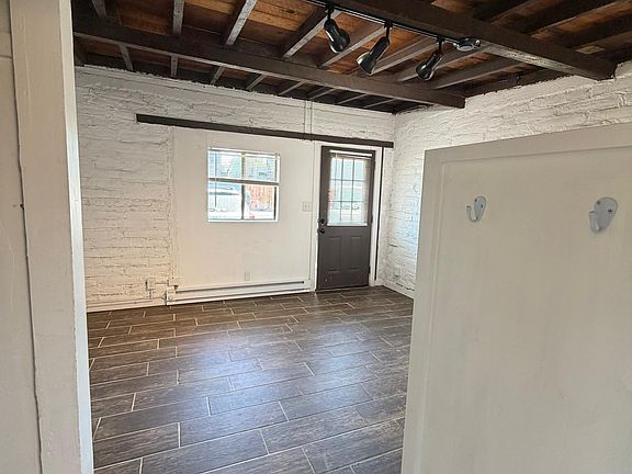 3rd image of 222 Santa Cruz Ave #17