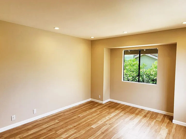 3676 Constellation Rd — Photo 16