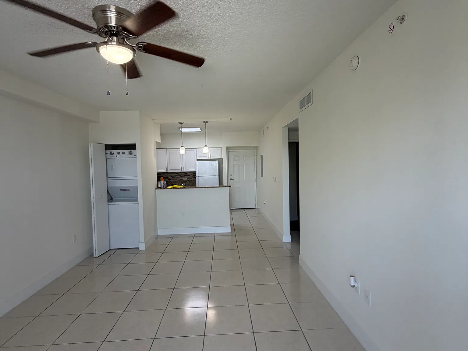 2 bed, 980 sqft, $2,293 — Photo 4