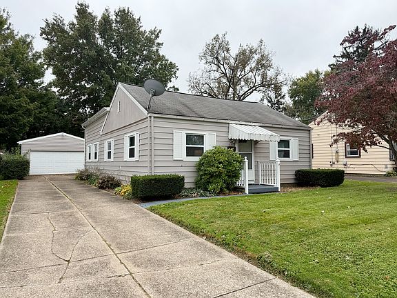 2nd image of 917 W 34th St