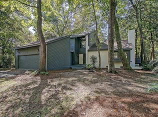 8 Arabian Dr, Charleston, SC 29407