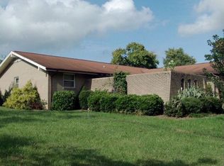 157 Blackberry Ln, Taylorsville, NC 28681