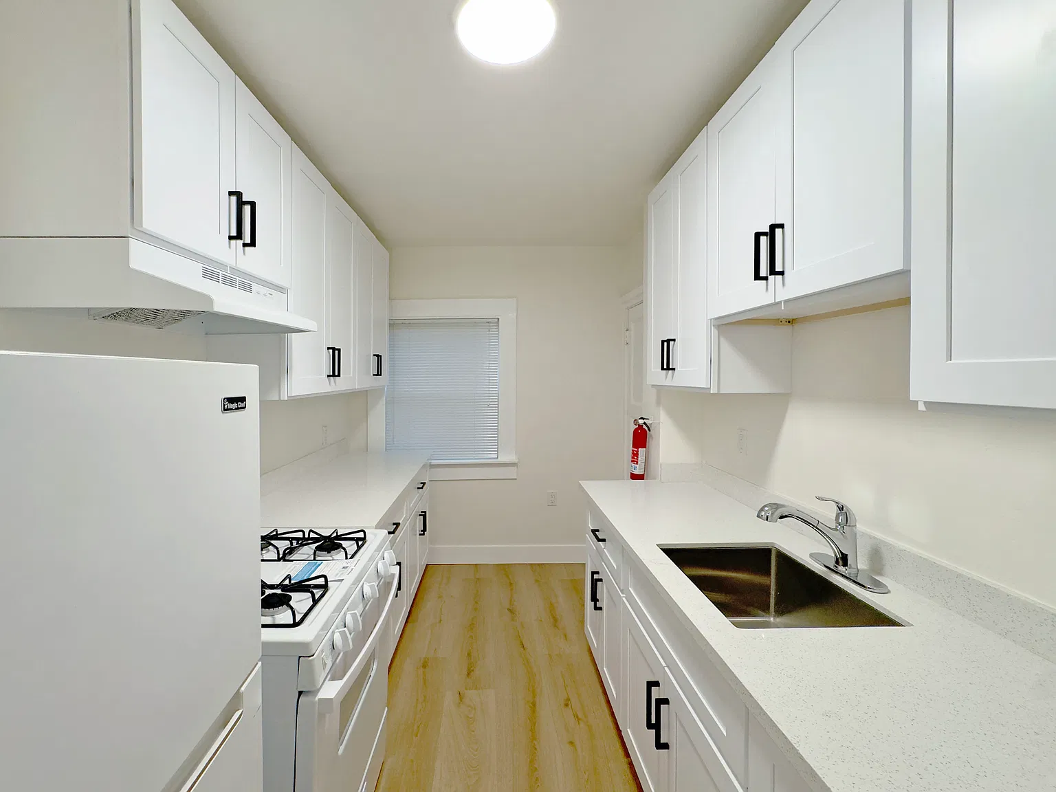 1 bed, 700 sqft, $2,795 — Photo 3