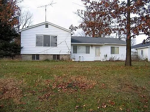 204 Hickey Ave photo 1
