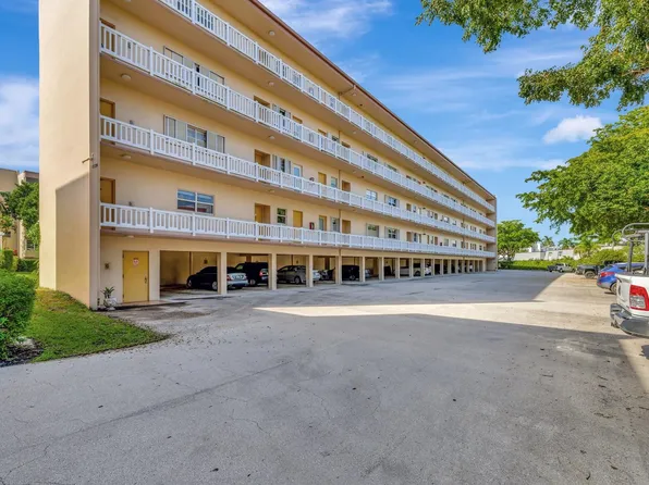 6731 Cypress Road #111, Plantation, FL 33317