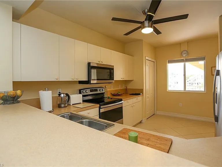 7819 Regal Heron Cir #201 — Photo 14