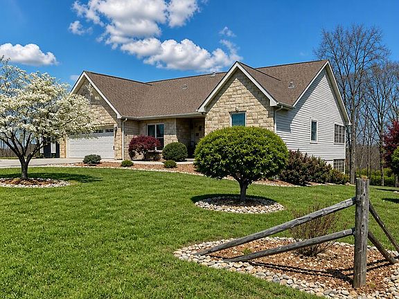 2nd image of 459 Woodgate Dr