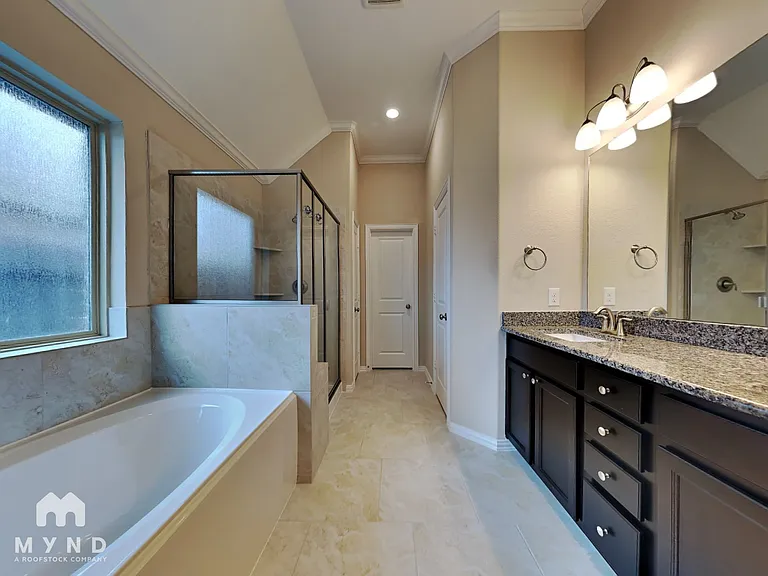 2925 Fox Ledge Ct — Photo 8