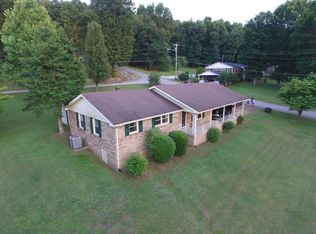 155 Waggoner St, Carthage, TN 37030