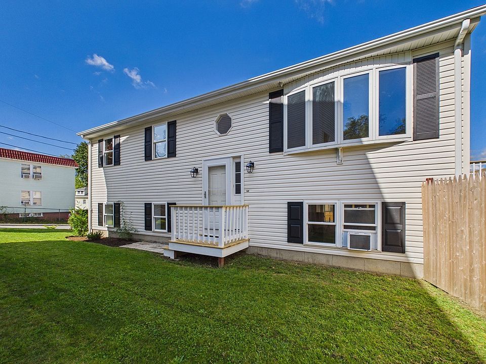 1st image of 102 Vestal St