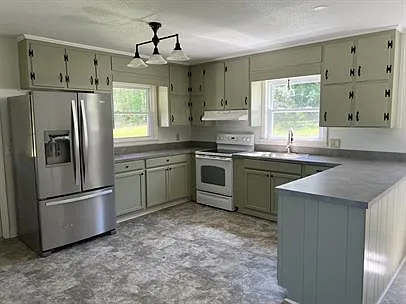 3805 Jefferson Davis Hwy — Photo 3