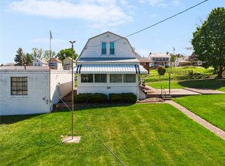 39 John St, Uniontown, PA 15401