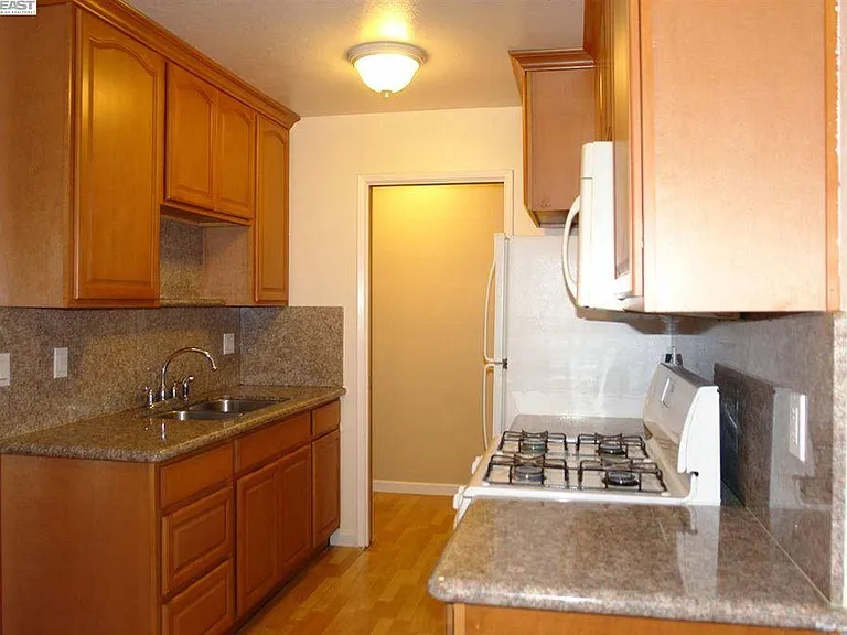 38500 Paseo Padre Pkwy #209 — Photo 12